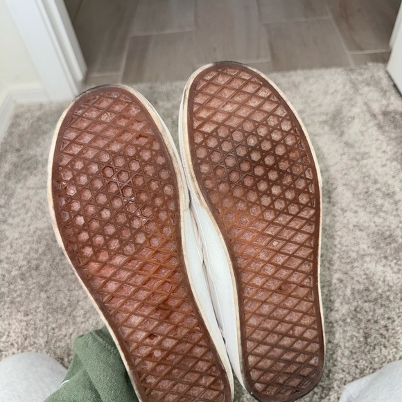 Vans - Picture 3 of 3